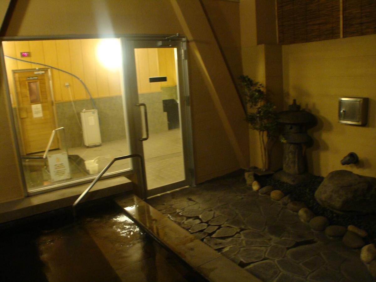 Kumamoto Capsule Hotel Exterior foto