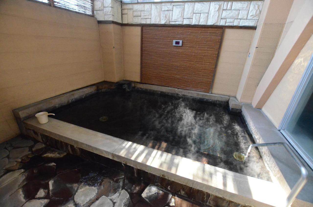 Kumamoto Capsule Hotel Exterior foto