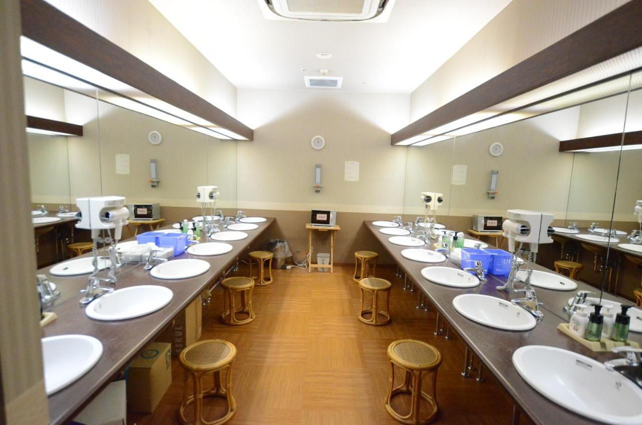 Kumamoto Capsule Hotel Exterior foto